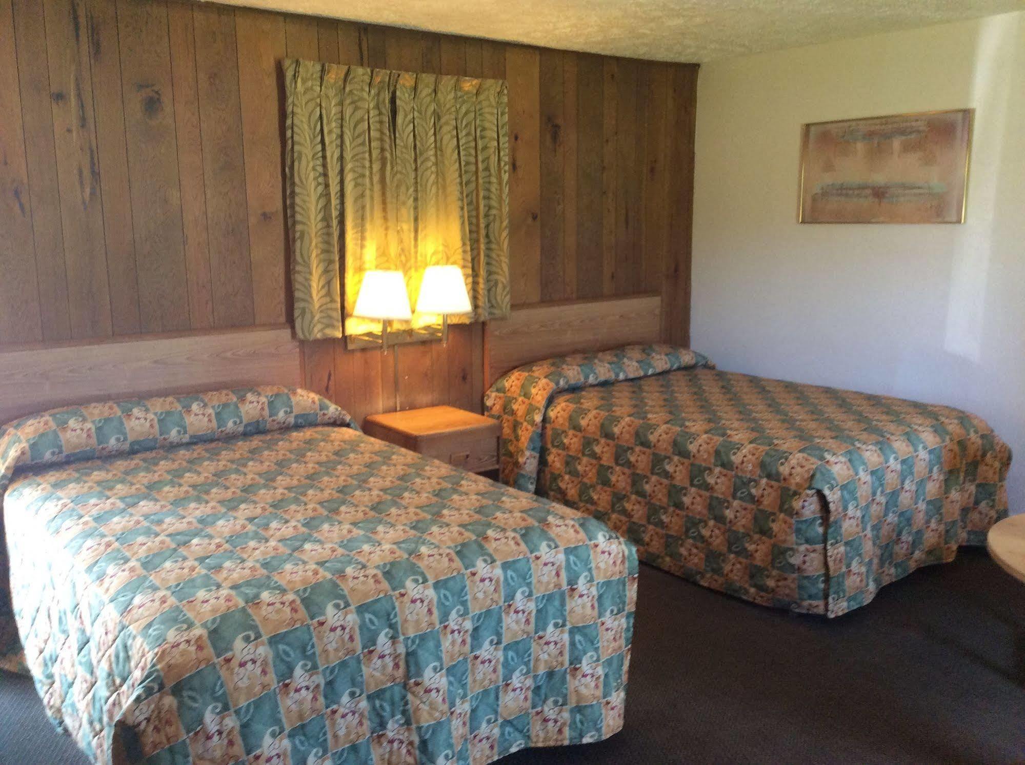 Woodridge Motel Терре-Хот Экстерьер фото